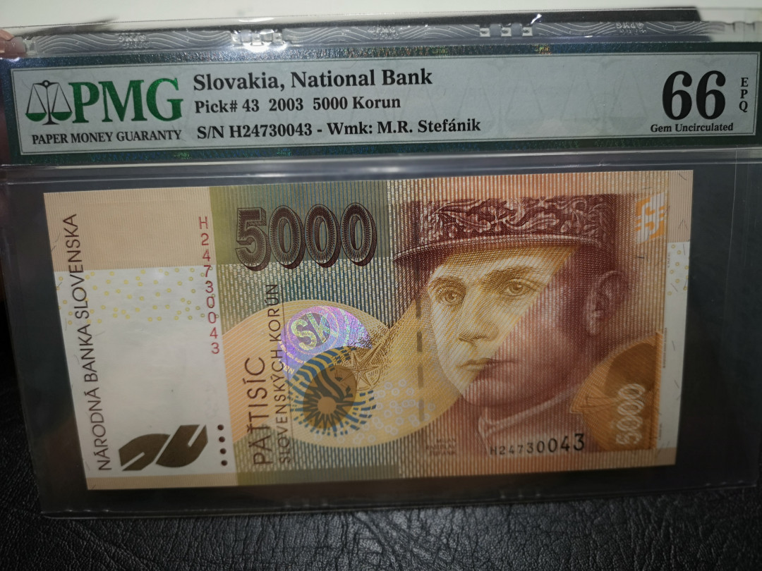 《外钞收藏家》第一百二十期拍卖 2003年斯洛伐克5000  PMG66