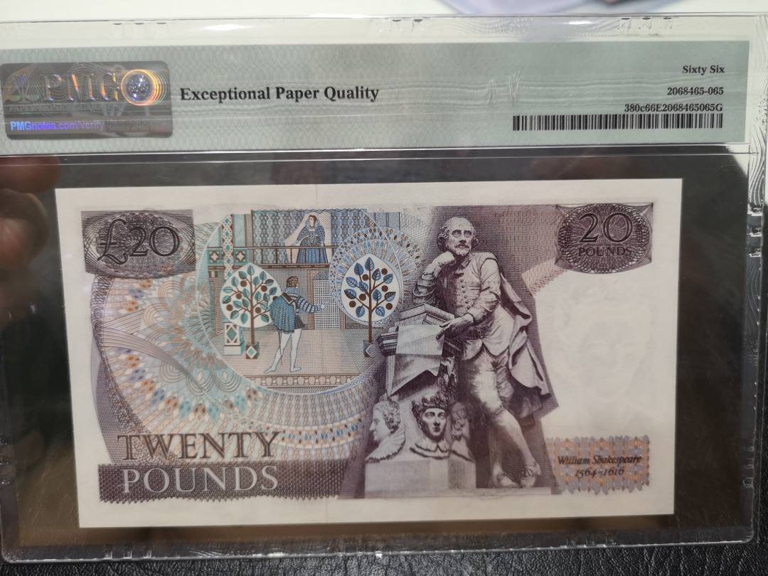 《外钞收藏家》第一百二十期拍卖 1981-84年英国D20镑 PMG66