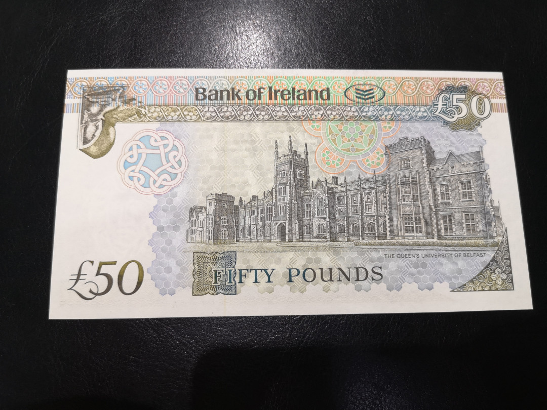《外钞收藏家》第一百二十一期拍卖 2004年爱尔兰50镑  全新UNC A冠