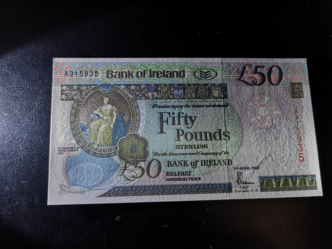 《外钞收藏家》第一百二十一期拍卖 2004年爱尔兰50镑  全新UNC A冠