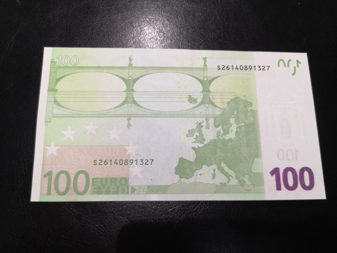 《外钞收藏家》第一百二十一期拍卖 2002年版100欧元 二签  全新UNC