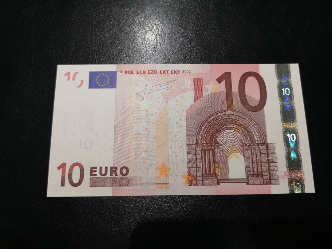 《外钞收藏家》第一百二十一期拍卖 2002年版10欧元 二签  全新UNC 反面少许油墨