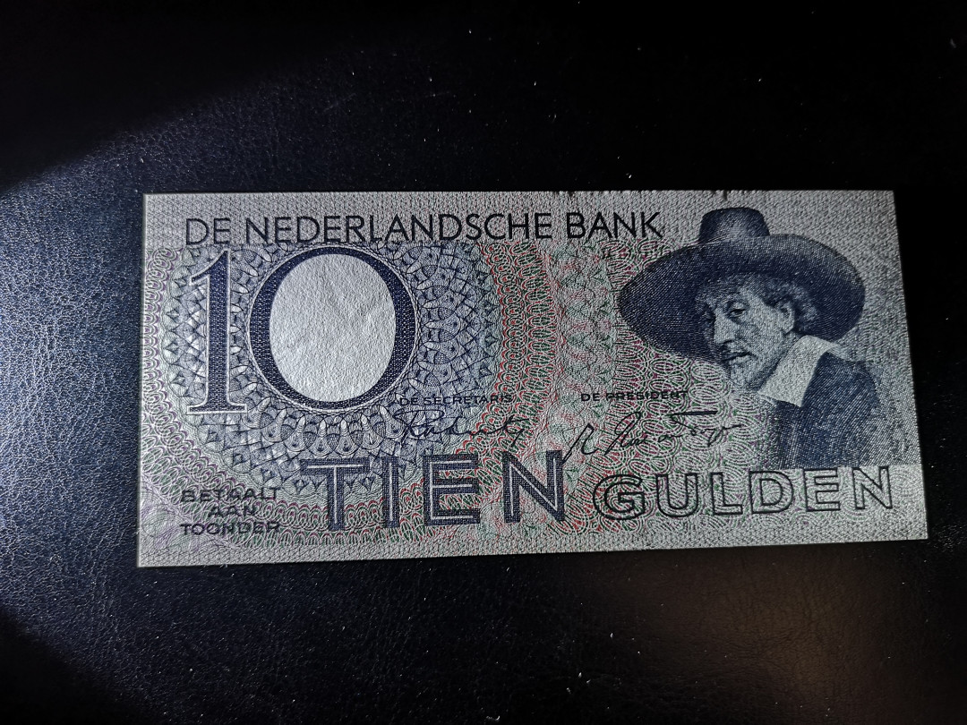 《外钞收藏家》第一百二十一期拍卖 1944年荷兰10盾 全新UNC