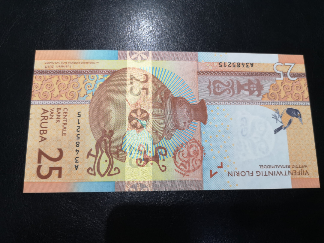 《外钞收藏家》第一百二十一期拍卖 最新版阿鲁巴25 全新UNC