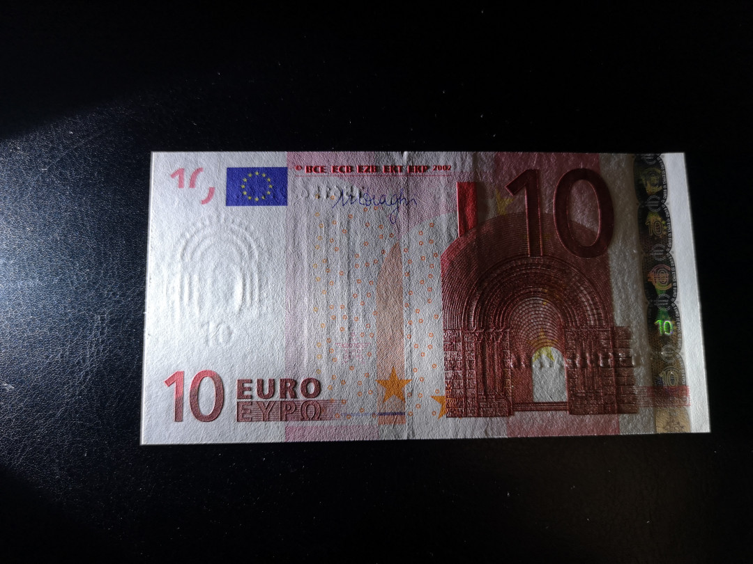 《外钞收藏家》第一百二十一期拍卖 2002年版10欧元 三签  全新UNC