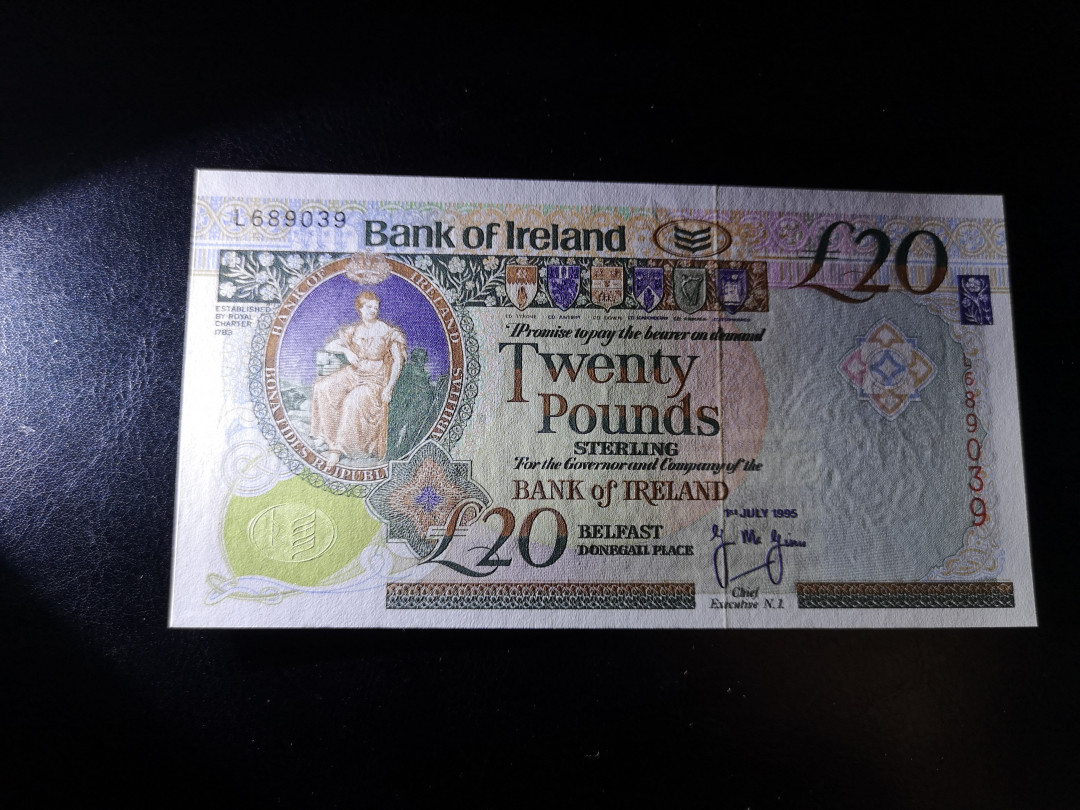 《外钞收藏家》第一百二十一期拍卖 1995年爱尔兰20镑  全新UNC
