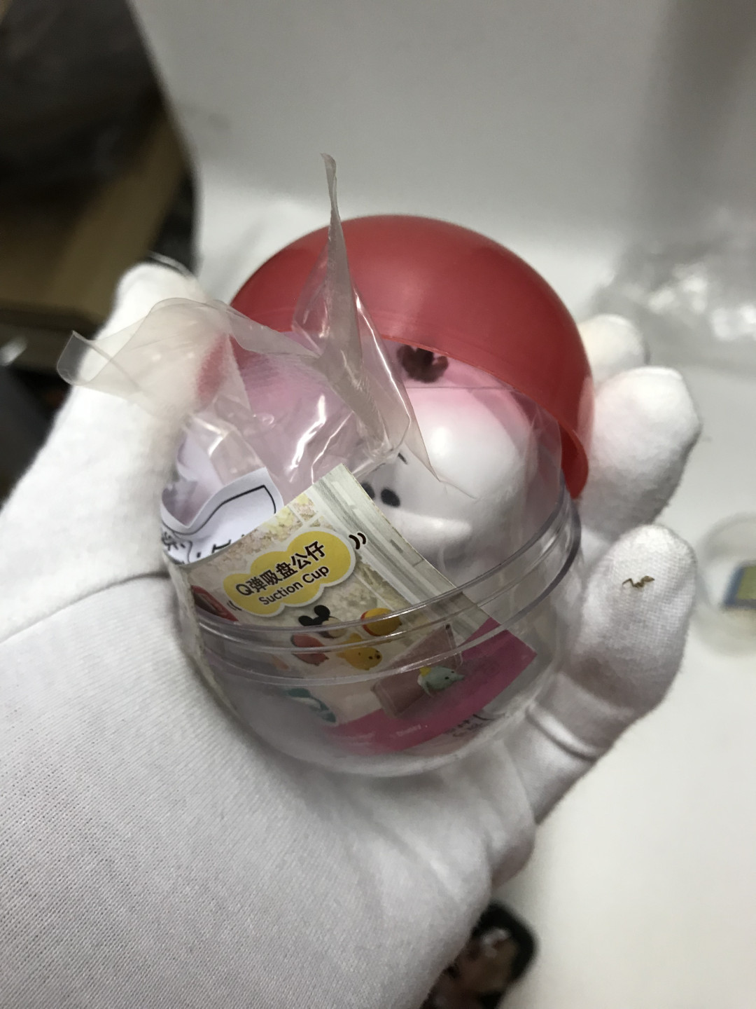 零元拍：正版扭蛋四枚，蛋纸全，拍中还送神奇女侠半解刨玩偶一枚。