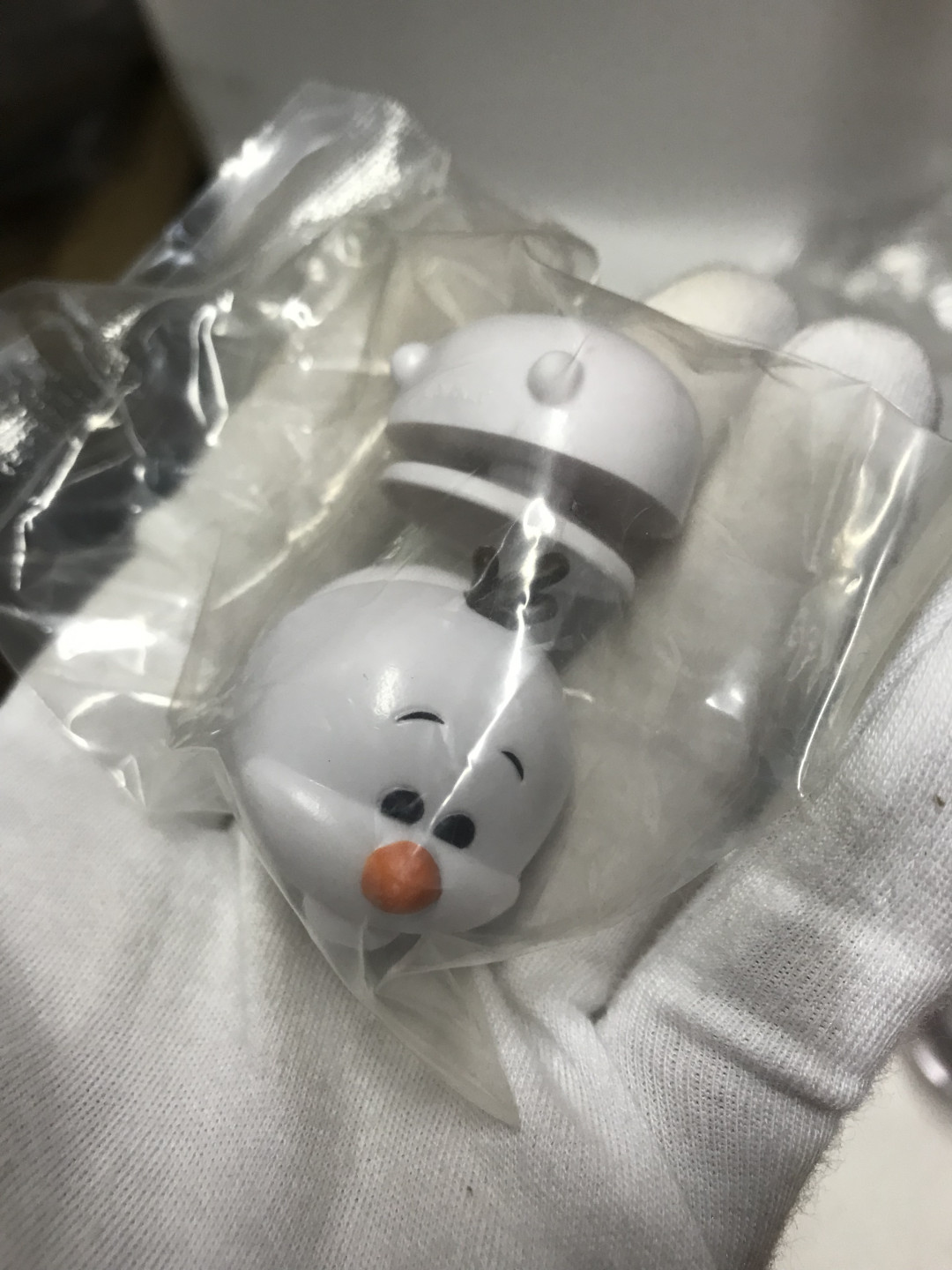 零元拍：正版扭蛋四枚，蛋纸全，拍中还送神奇女侠半解刨玩偶一枚。