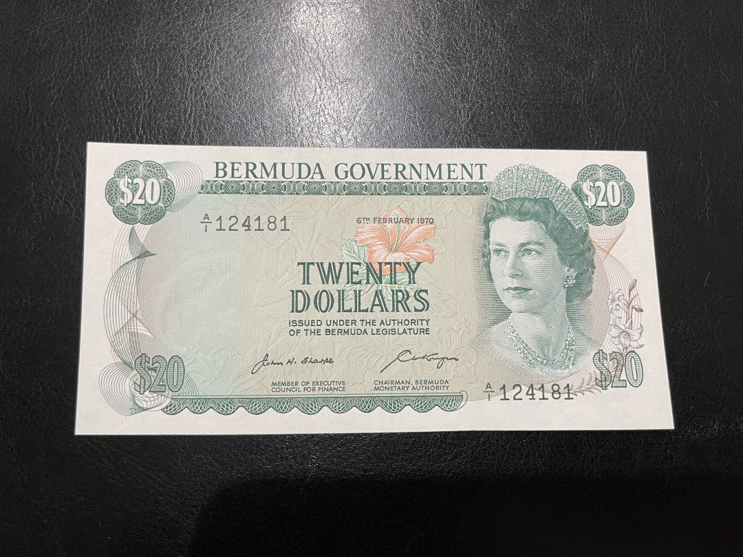 《外钞收藏家》第一百二十一期拍卖 百慕大20刀 全新UNC A/1冠