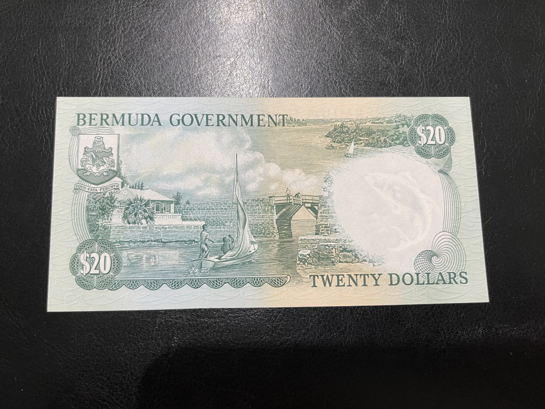 《外钞收藏家》第一百二十一期拍卖 百慕大20刀 全新UNC A/1冠