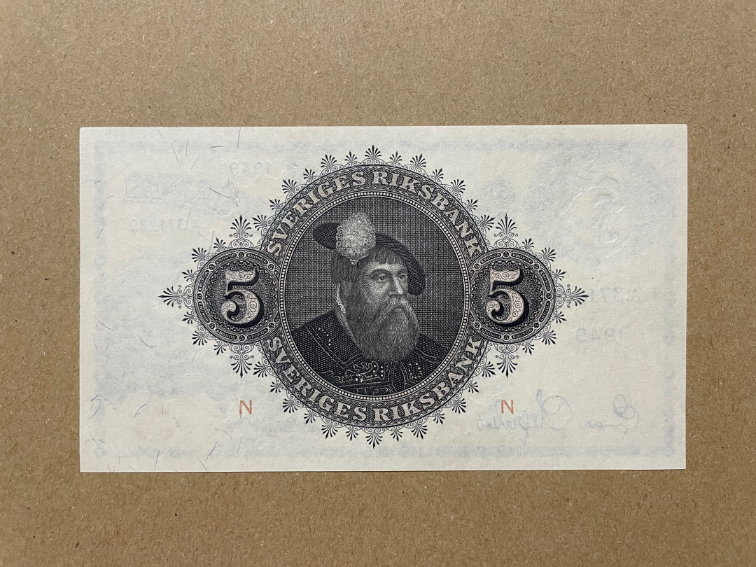 彩蛋期——外币十全十美特别场 瑞典5克朗 UNC 1949年
