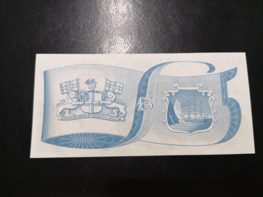 《外钞收藏家》第一百二十二期拍卖（共76件） 圣赫勒拿岛5镑 全新UNC