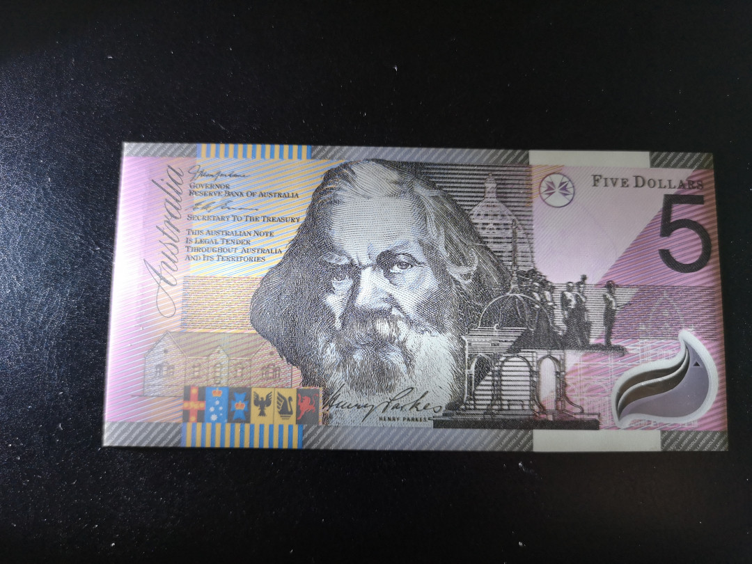 《外钞收藏家》第一百二十二期拍卖（共76件） 澳大利亚塑料钞纪念钞5刀 全新UNC