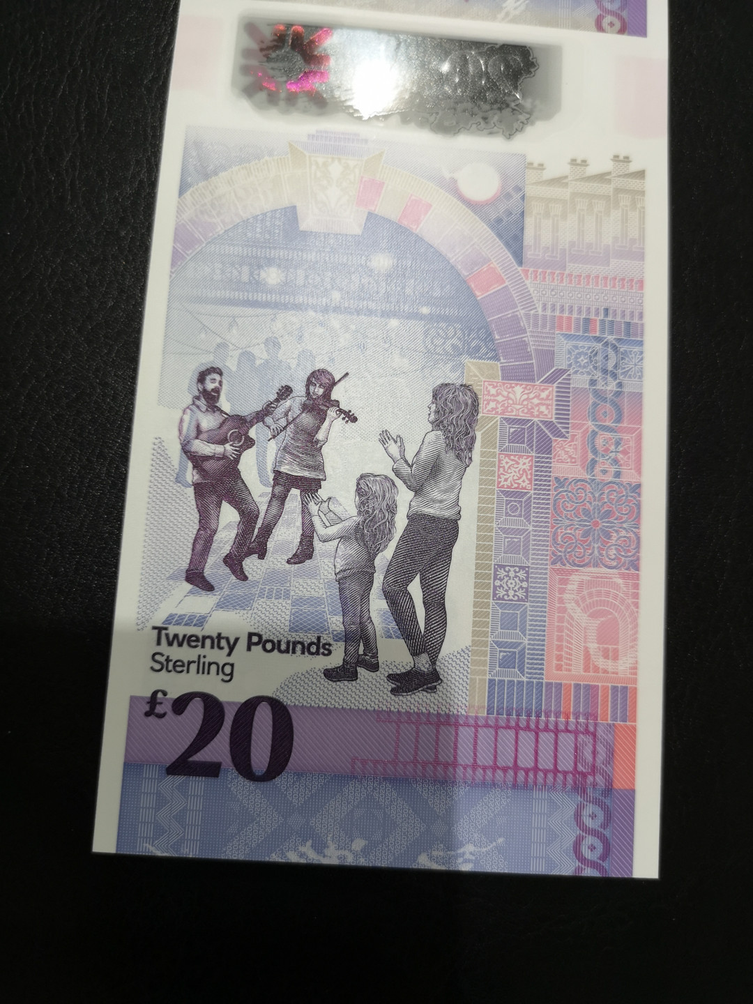 《外钞收藏家》第一百二十二期拍卖（共76件） 2019年苏格兰阿尔斯特20镑 2018年5镑  全新UNC 两张一起AA冠 无47