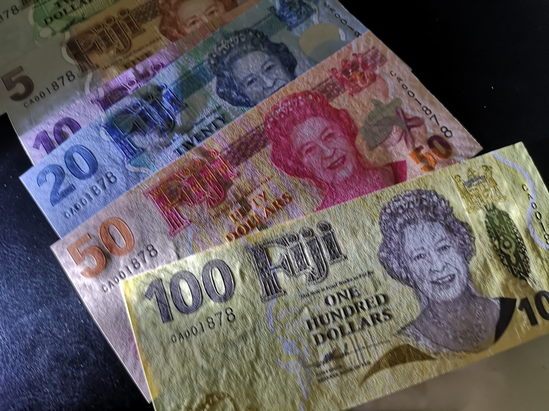 《外钞收藏家》第一百二十二期拍卖（共76件） 斐济全同号 千位1878 一套 带册 全新UNC