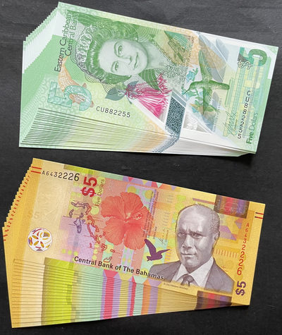 小福收藏团购第40期  东加勒比 2021年 5元 塑料钞  CU首发冠+ 巴哈马 2020 年 5元 Hybrid半塑料钞 A冠 入围IBNS  美洲精美纸币  均为首发冠 5元面值   两种钞绝大多数尾4同！！！