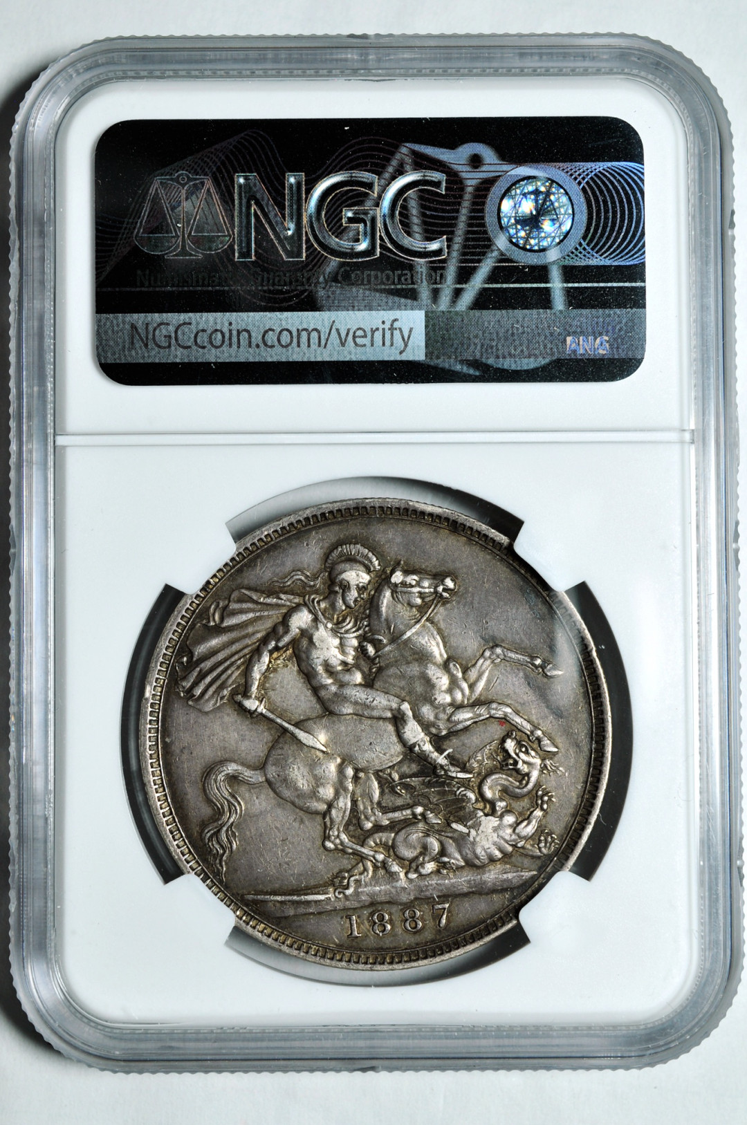 《竞宝斋》钱币微拍-第2场（0佣金包邮） NGC AU英国1887年马剑克朗黑包浆  银币