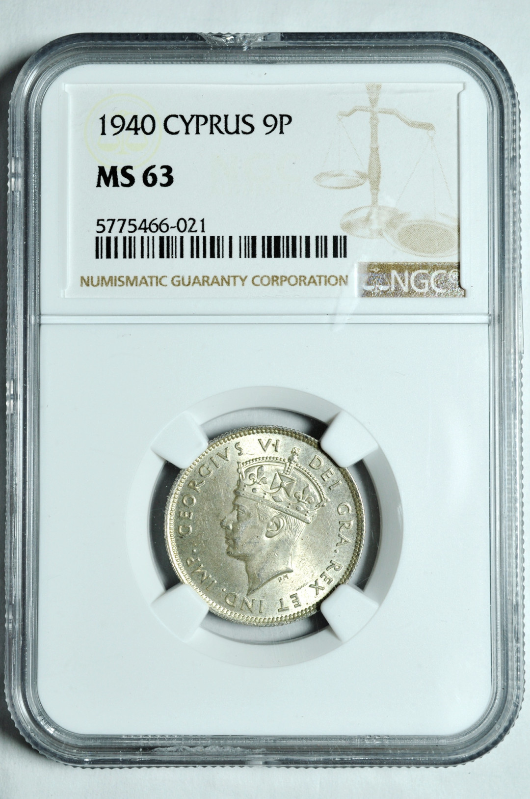 《竞宝斋》钱币微拍-第2场（0佣金包邮） NGC MS63 英属 塞浦路斯1940年9P  银币（盒子上边缘有小缺口）
