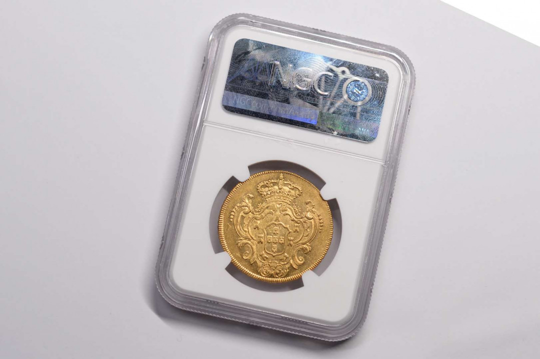 凡希社世界钱币微拍第一百六十八期 稀！1783R葡属巴西玛丽与佩德罗6400里斯金NGC-UNCD实物极好！