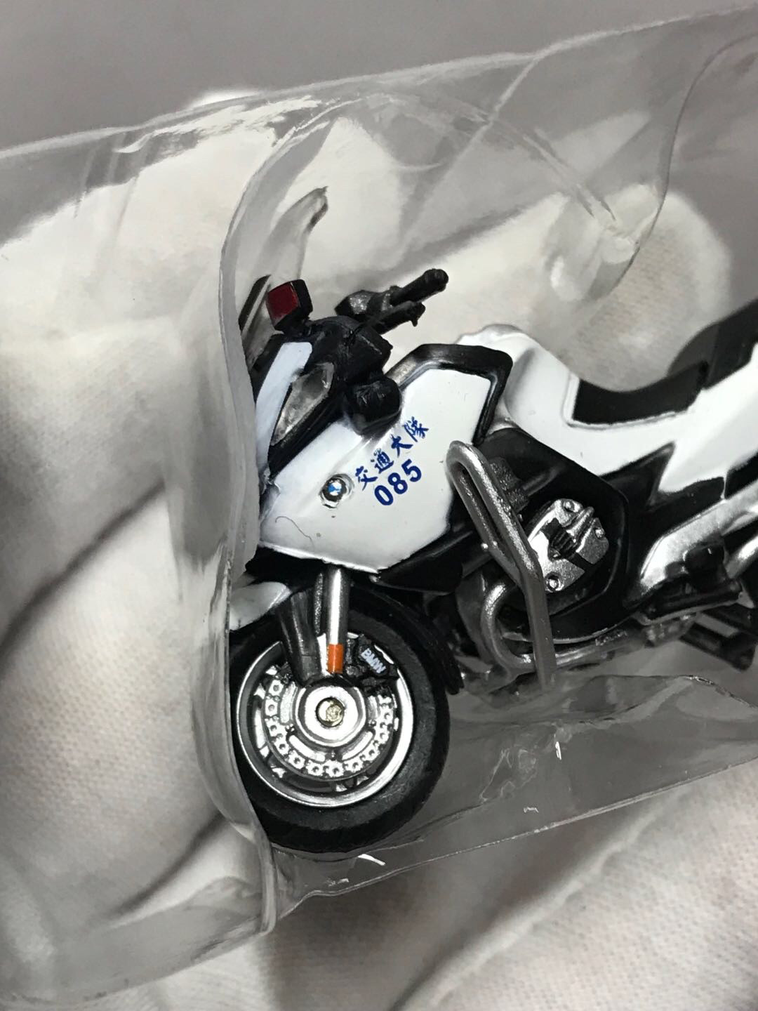 零元拍：TINI 台北市 BMW R1200RT 交警摩托模型