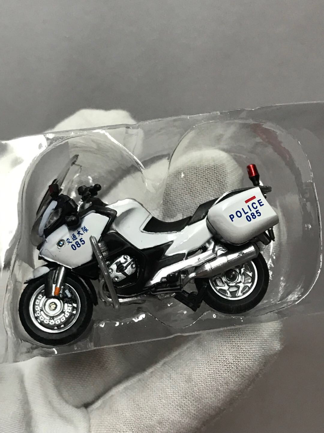 零元拍：TINI 台北市 BMW R1200RT 交警摩托模型