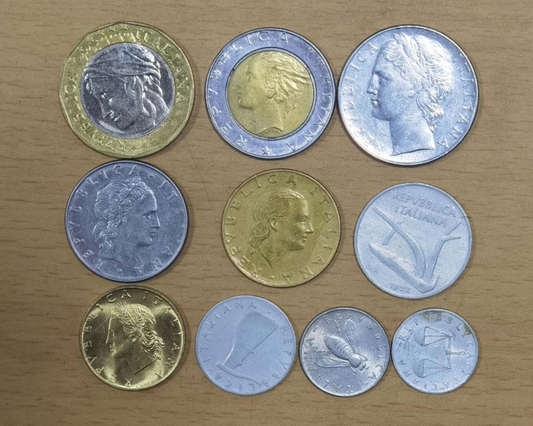 北京马甸外币专卖微拍第五十九场，非贵金属纪念币，流通币专场，陆续上新，欢迎关注 意大利大全套