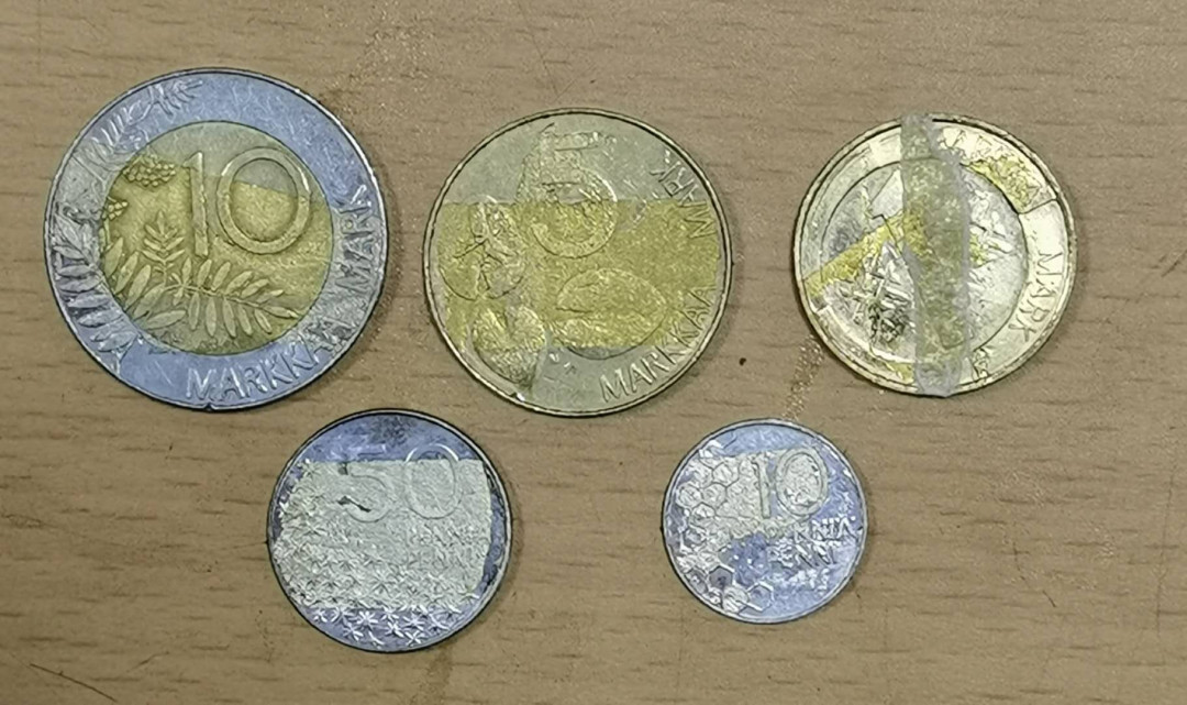 北京马甸外币专卖微拍第五十九场，非贵金属纪念币，流通币专场，陆续上新，欢迎关注 芬兰，有塑胶粘过