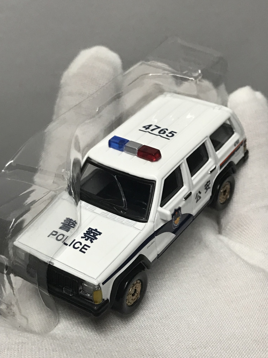零元拍：拓意 切诺基警车模型