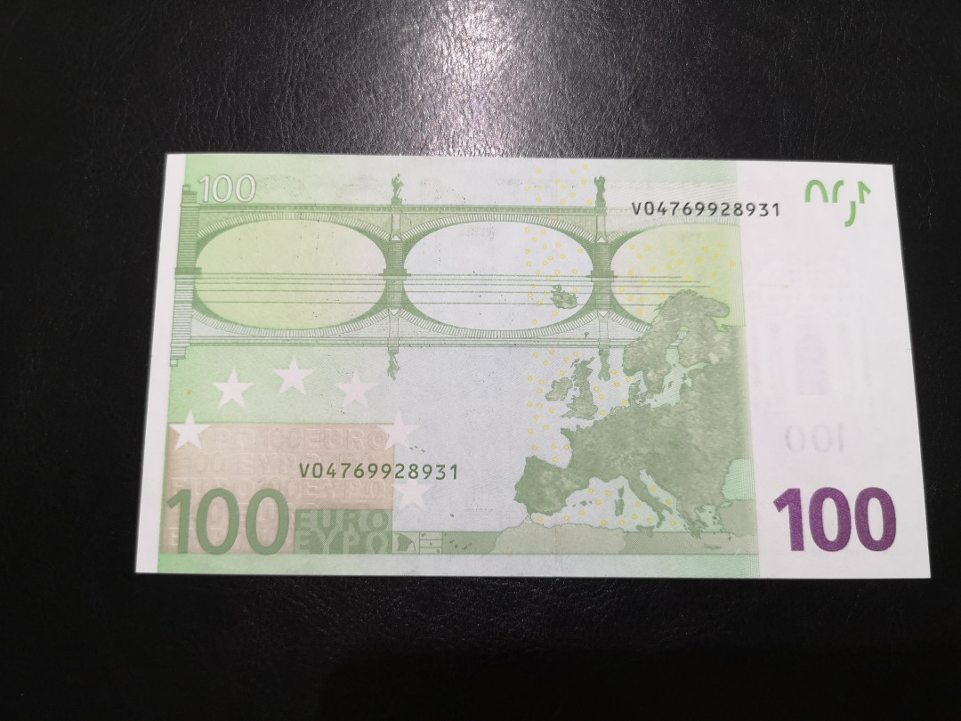 《外钞收藏家》第一百二十四期拍卖 三签100欧 全新UNC 西班牙版