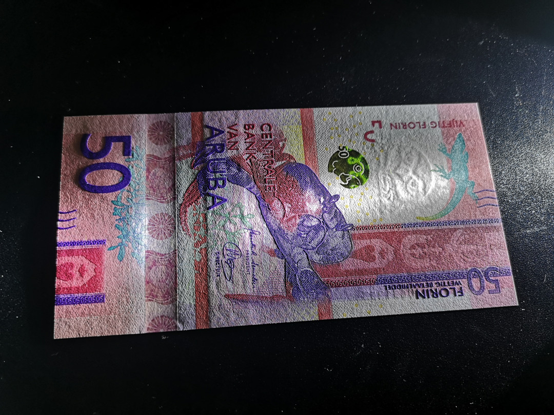 《外钞收藏家》第一百二十四期拍卖 2019年阿鲁巴最新版50 全新UNC A冠