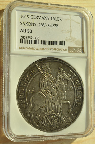 《竞宝斋》钱币微拍-第3场（0佣金包邮） - NGC AU53 德国萨克森1619年 骑马大泰勒银币 唯一冠军分