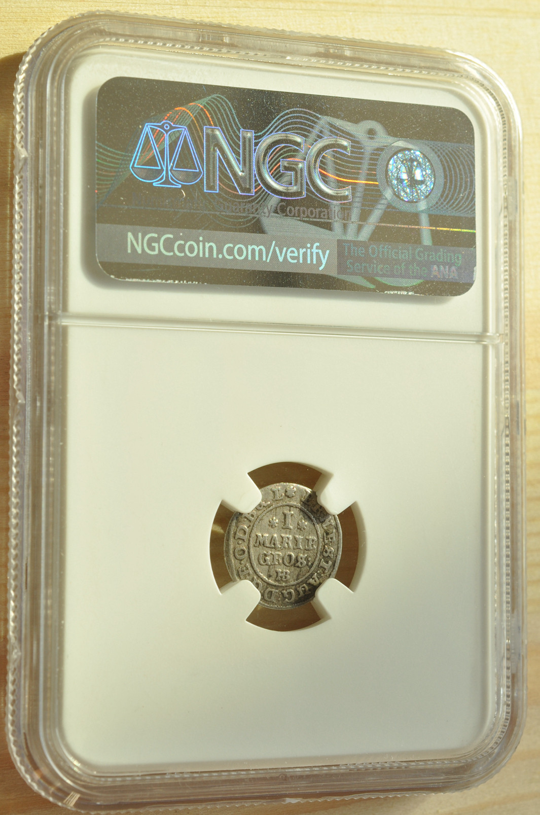 《竞宝斋》钱币微拍-第3场（0佣金包邮） NGC AU50 德国布伦瑞克1683年 圣母抱婴1M银币  亚军分