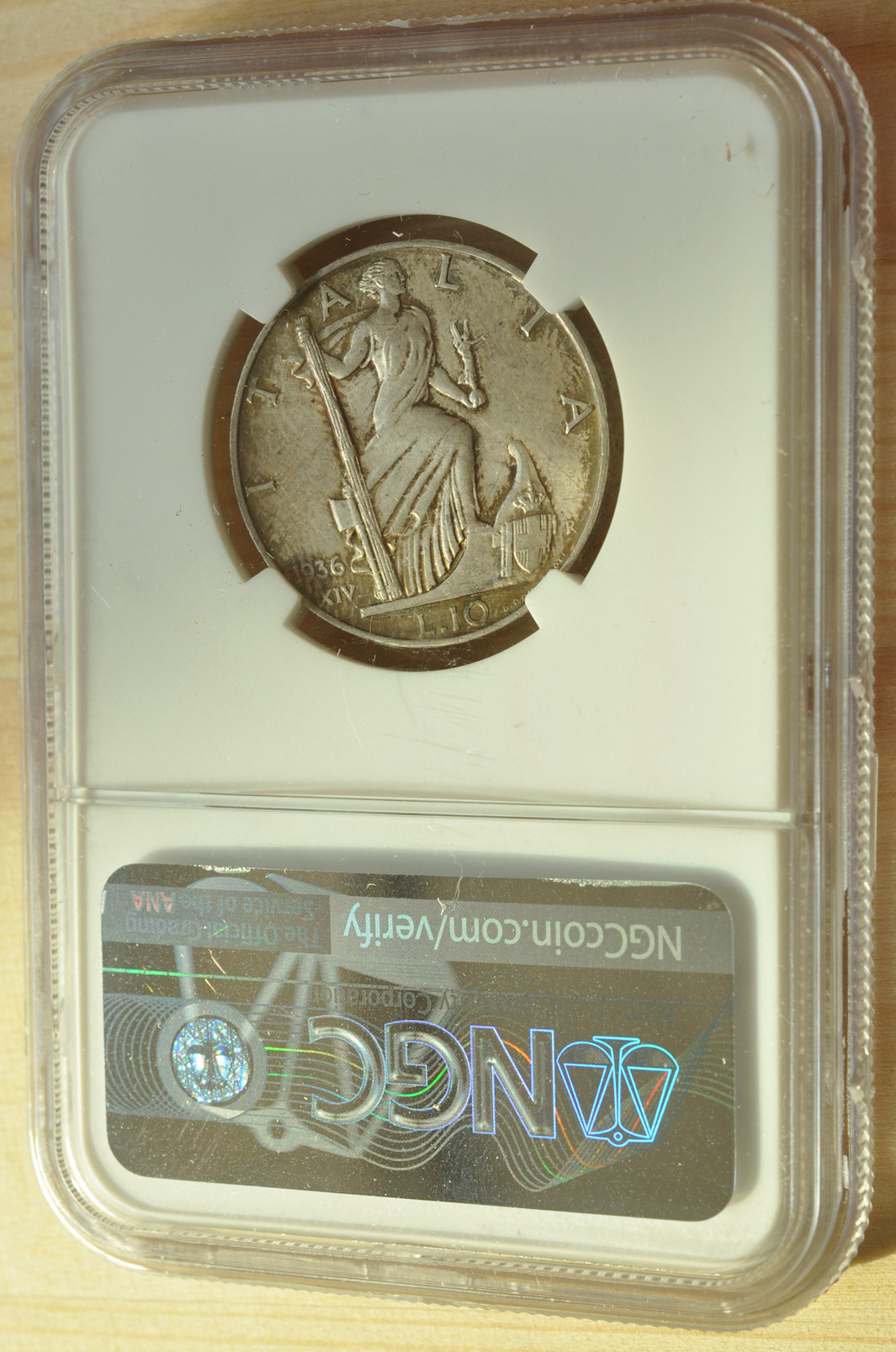 《竞宝斋》钱币微拍-第3场（0佣金包邮） NGC AU58 意大利1936年 10里拉 银币 淡彩