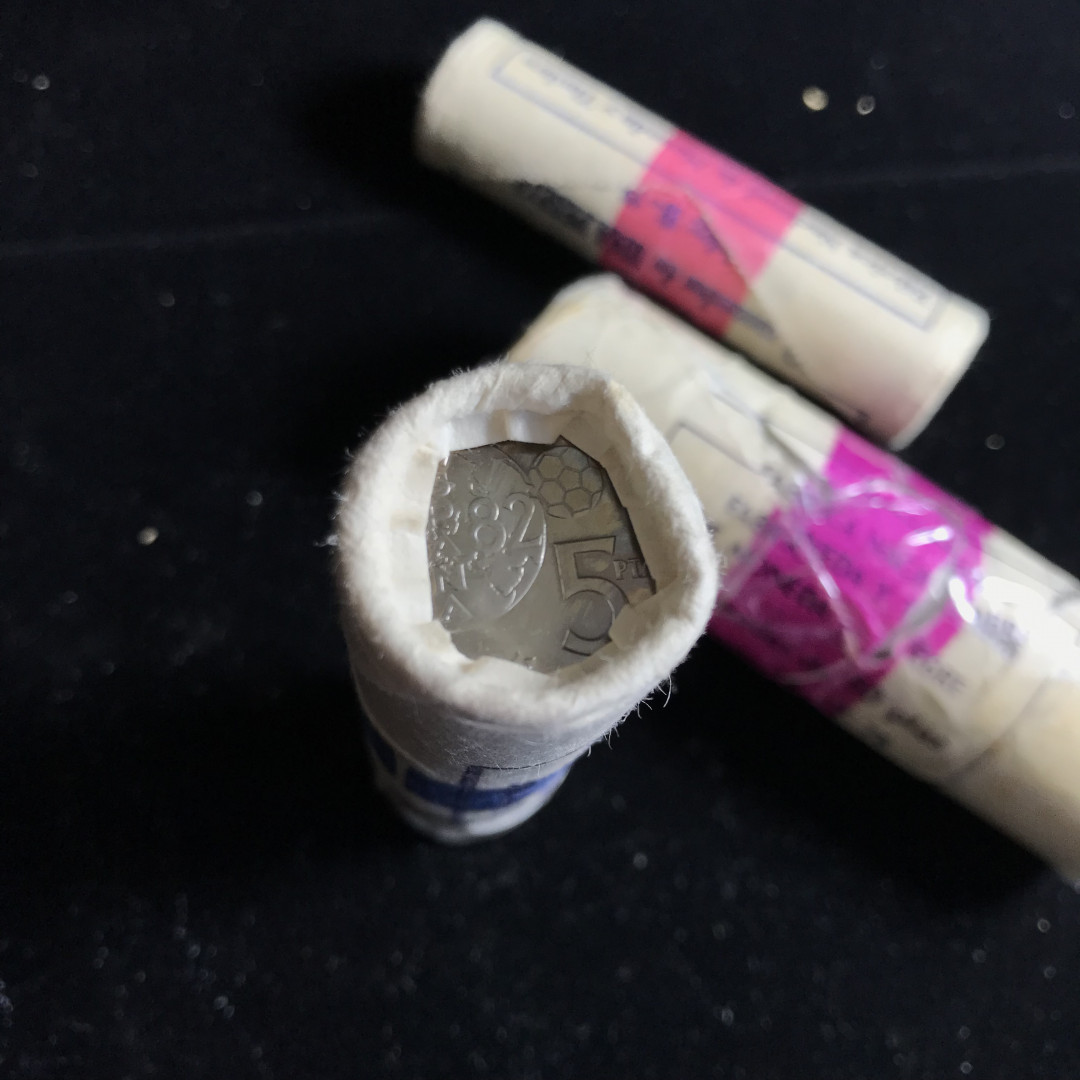 《竞宝斋》钱币微拍-第3场（0佣金包邮） 西班牙1/5/25比塞塔三卷 有修补卷纸