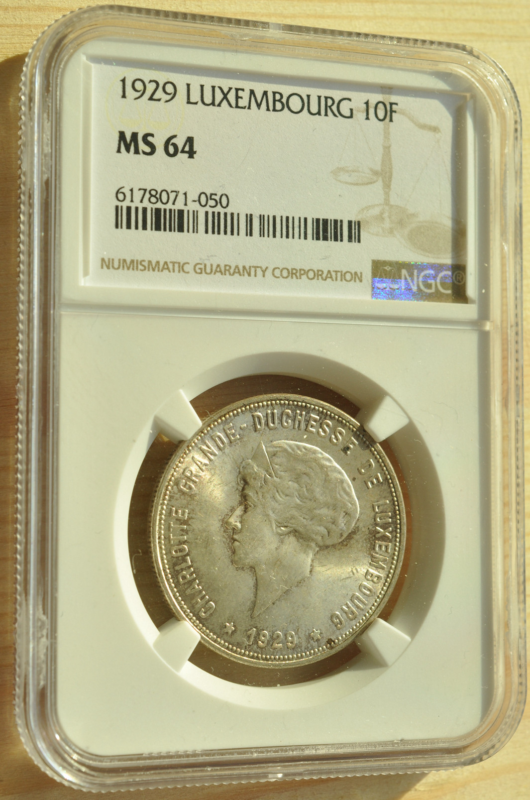 《竞宝斋》钱币微拍-第3场（0佣金包邮） NGC MS64 卢森堡1929年 10法郎 淡彩包浆