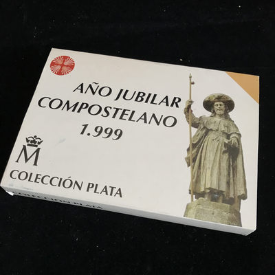 《竞宝斋》钱币微拍-第3场（0佣金包邮） - 稀少925含银（币总重238克）原盒证书西班牙1999年千禧年4枚银币套2000和10000比塞塔