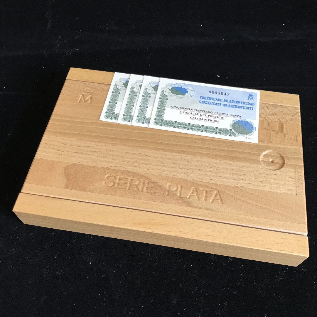 《竞宝斋》钱币微拍-第3场（0佣金包邮） 稀少925含银（币总重238克）原盒证书西班牙1999年千禧年4枚银币套2000和10000比塞塔