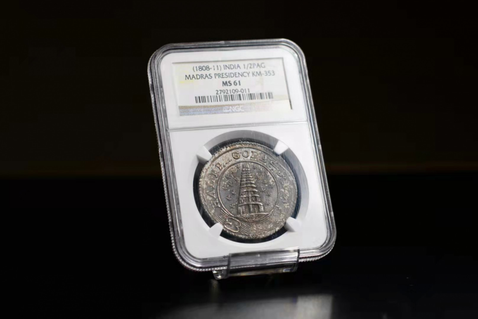 凡希社世界钱币微拍第一百六十九期 荐！1808-11英属印度马德拉斯辖区1/2塔大银NGC-MS61稀有品相！