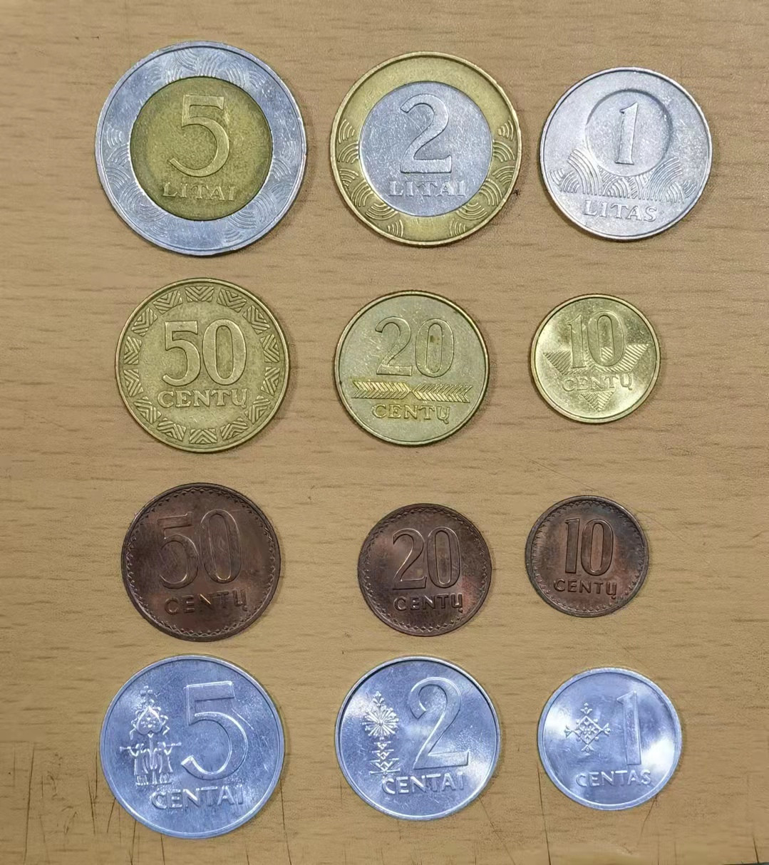 北京马甸外币专卖微拍第五十九场，非贵金属纪念币，流通币专场，陆续上新，欢迎关注 立陶宛