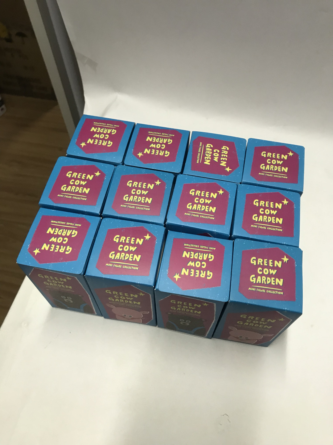 零元拍：HOW2WORK出品极速蹿红著名羊毛毡艺术家小川耕平GREEN COW GARDEN迷你小猪小熊系列盲盒，一次拍一只