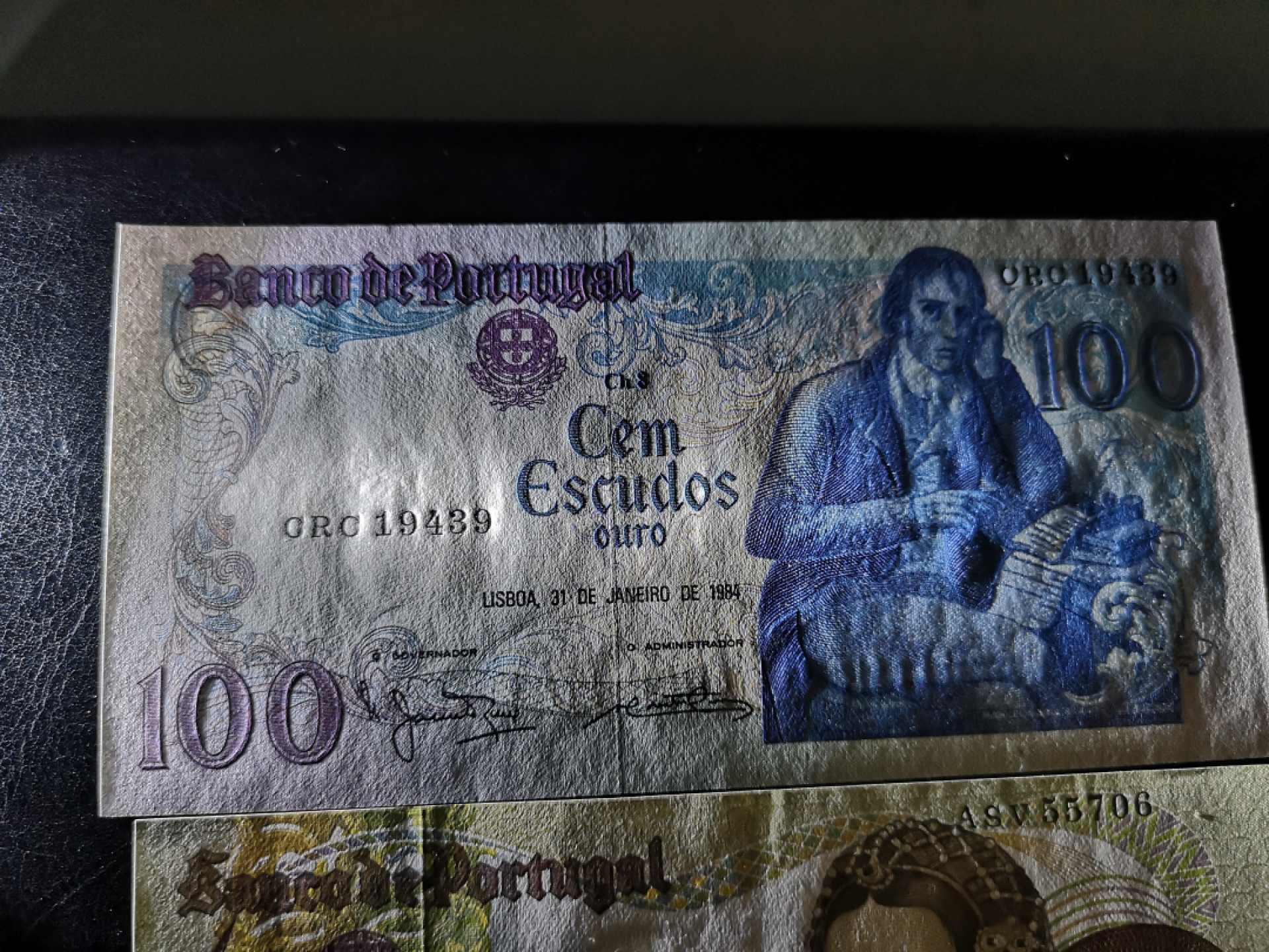 《外钞收藏家》第一百二十五期拍卖 葡萄牙1984年100、1978年20 全新 19080年50 AU 三张一起