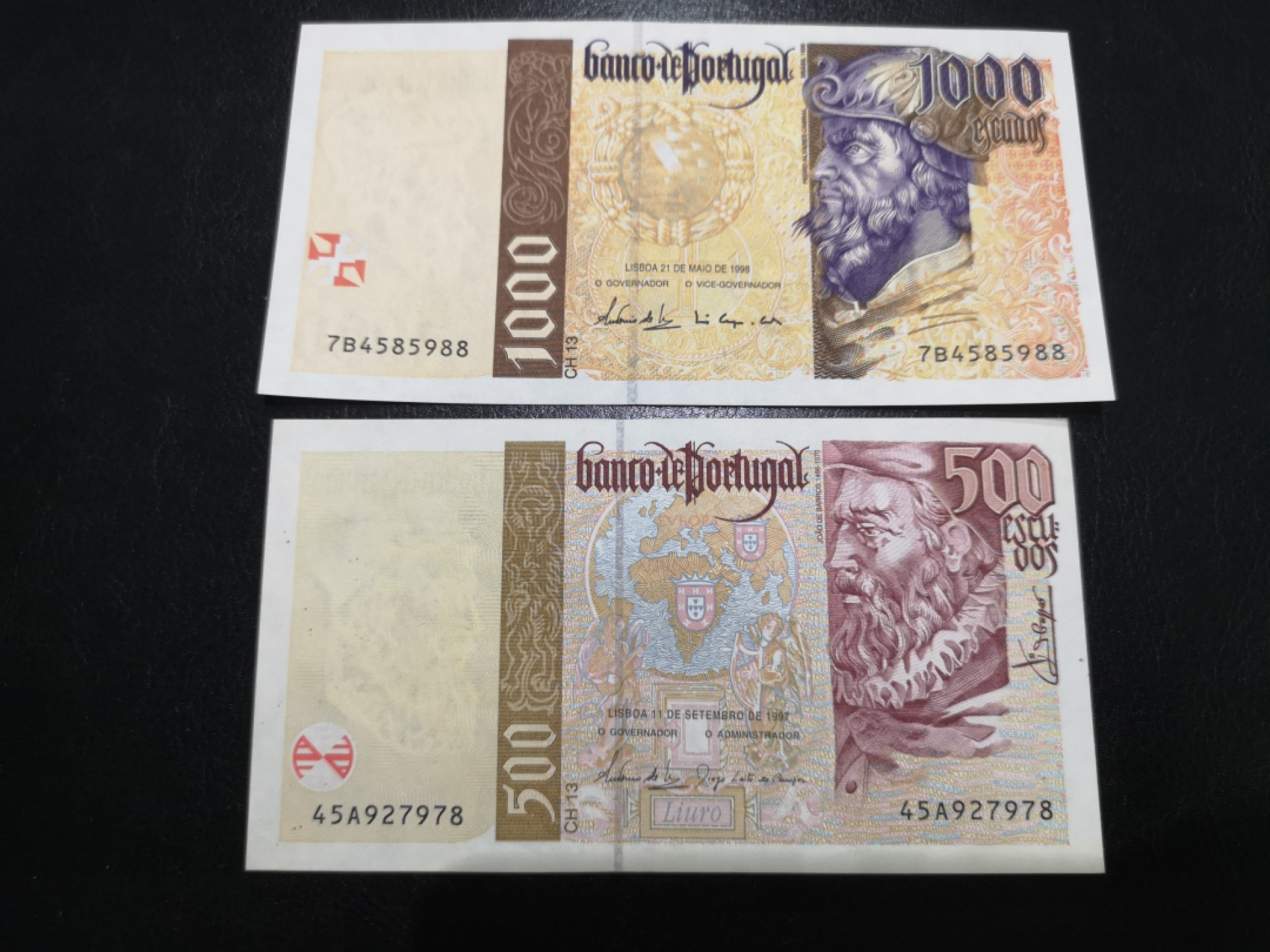 《外钞收藏家》第一百二十五期拍卖 1998年葡萄牙1000全新 1997年500 AU 两张一起