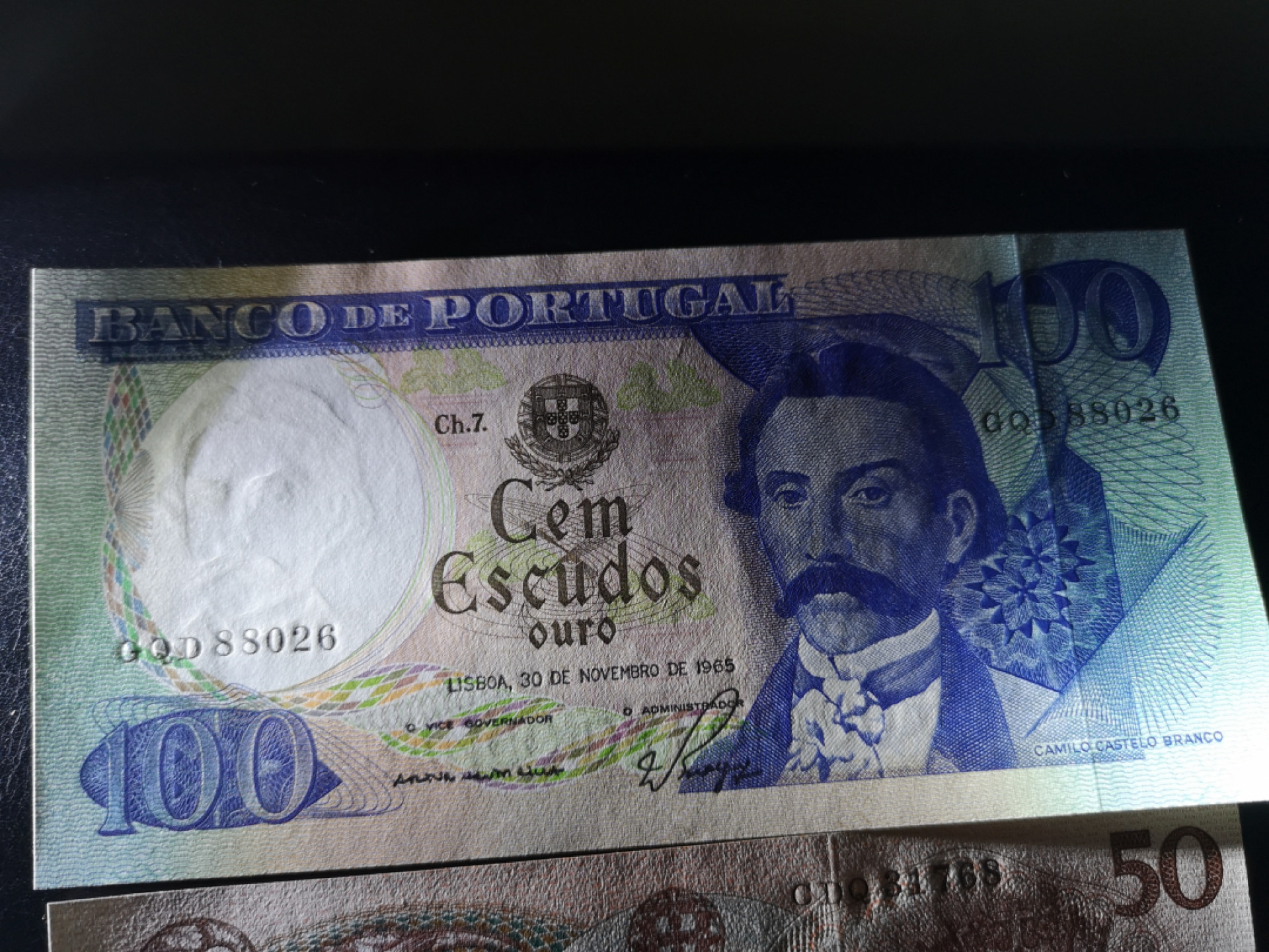 《外钞收藏家》第一百二十五期拍卖 葡萄牙1965年100、1964年50、20 三张一起 全新UNC