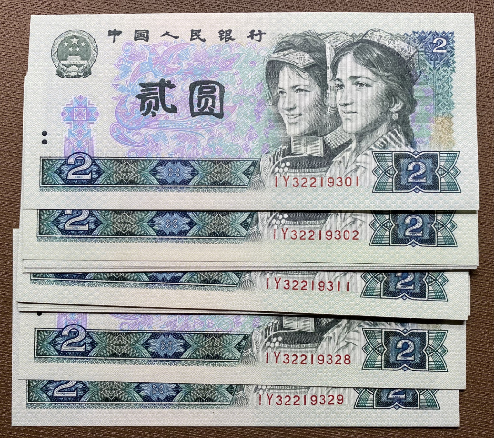 大黄蜂拍卖第15期 802绿钻全程无47，29连号