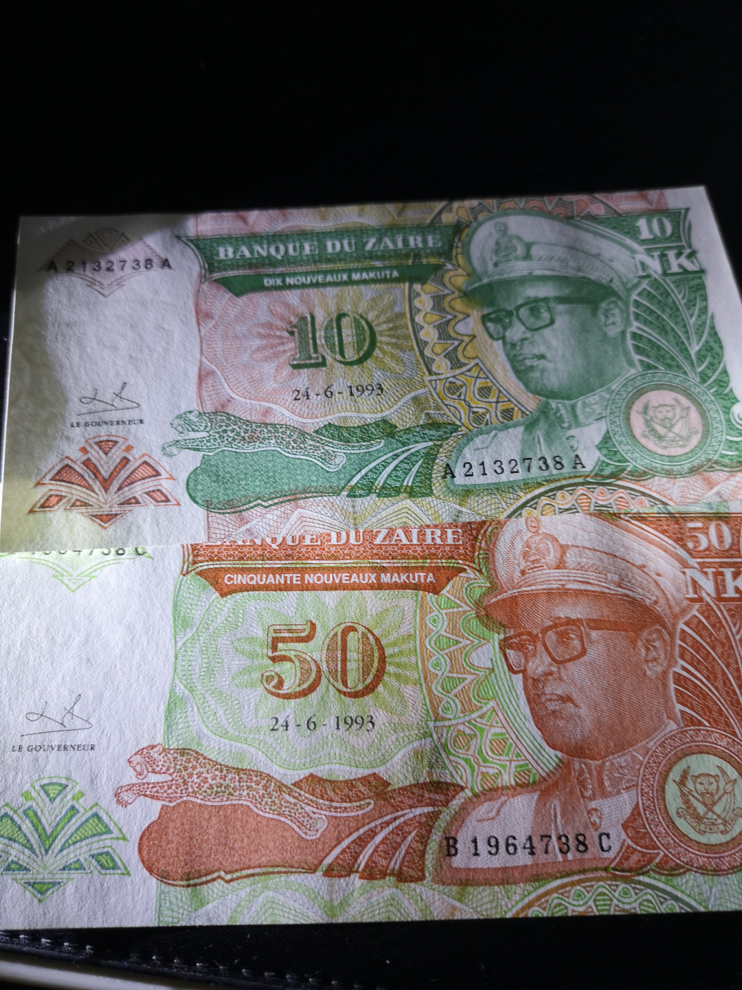 《外钞收藏家》第一百二十六期拍卖 刚果两张 全新UNC