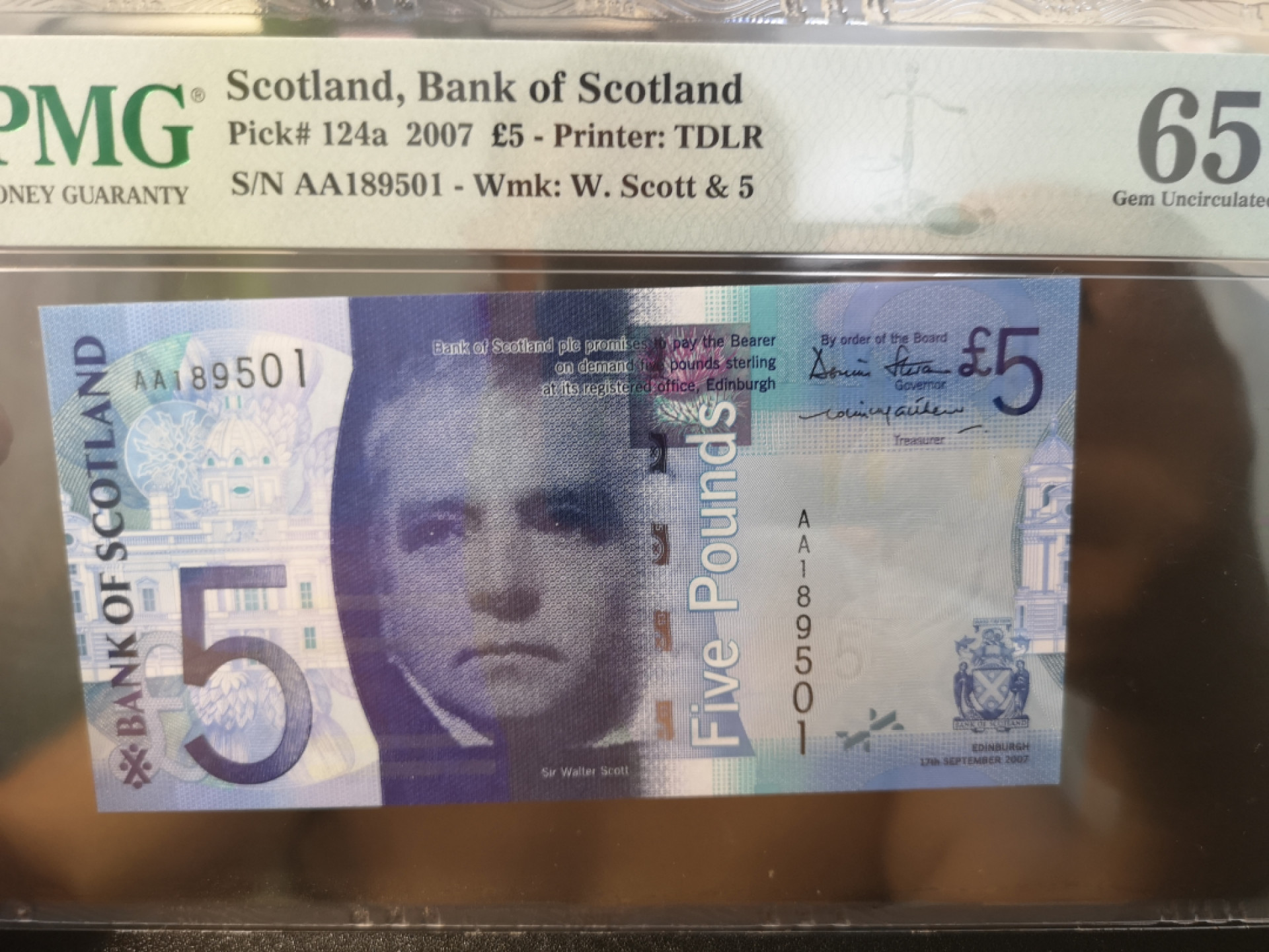 《外钞收藏家》第一百二十六期拍卖 2007年苏格兰5镑 AA首发冠 无47