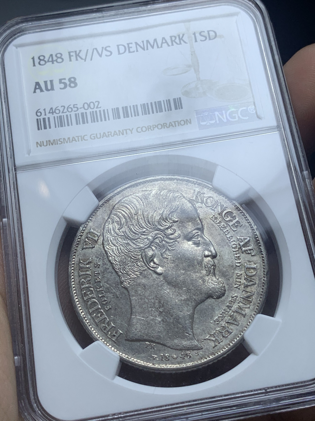 《竞宝斋》钱币微拍-第4场（0佣金包邮） NGC AU58 丹麦1848年克里斯蒂安七世逝世和弗雷德里克七世登基纪念1达勒大银币 发行量仅4.7W枚