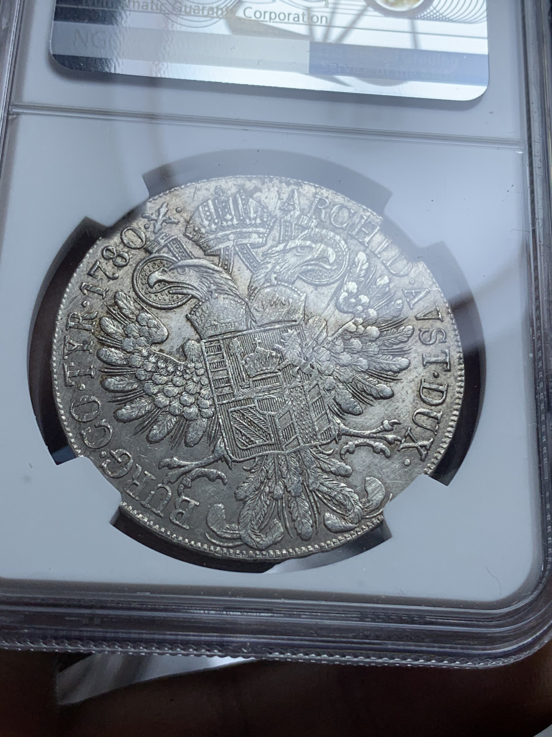 《竞宝斋》钱币微拍-第4场（0佣金包邮） 奥匈帝国大奶妈银币，早期米兰厂大扣版本，实际铸造年份为1815-1828年间，Hafner目录编号H36a，达文波特目录编号Dav1151，不容错过。