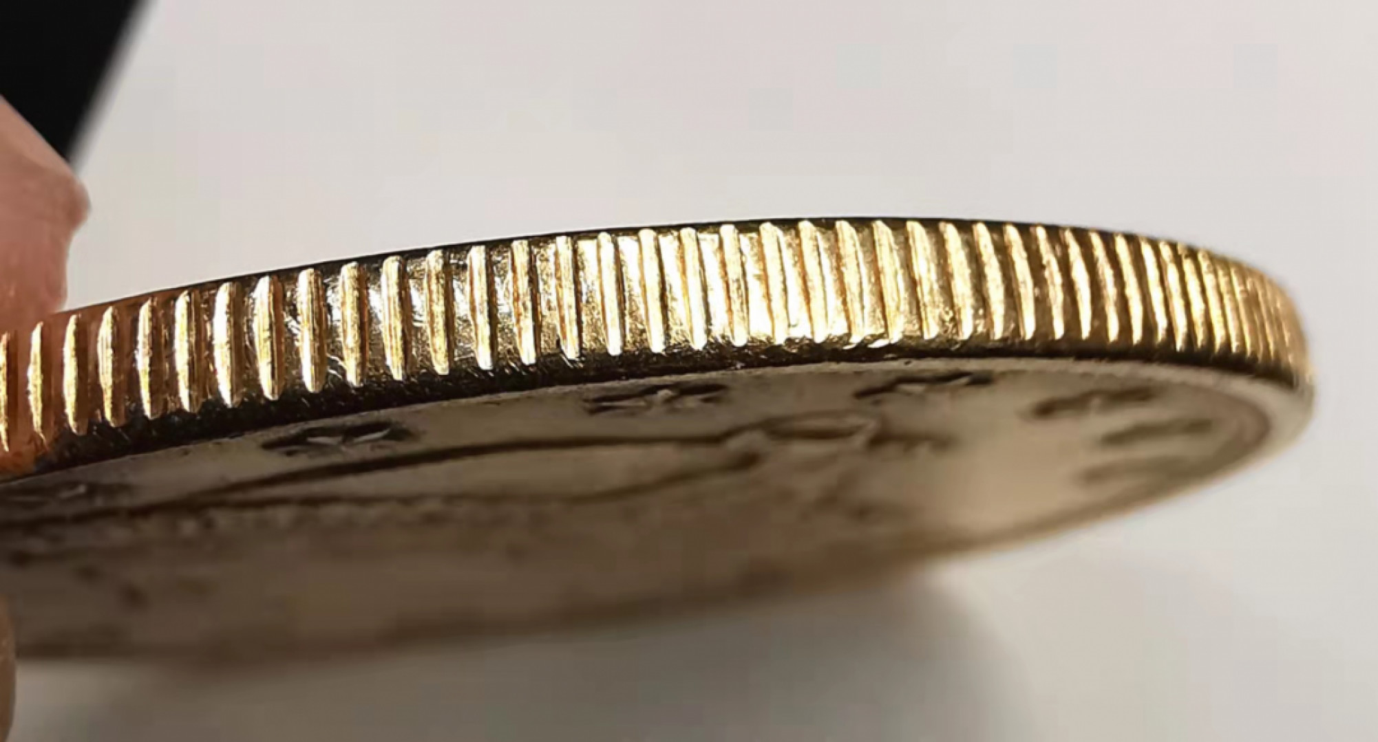 凡希社世界钱币微拍第一百七十期 荐！1904美国女神像20美元金币UNC品相完美33.44g 900金！