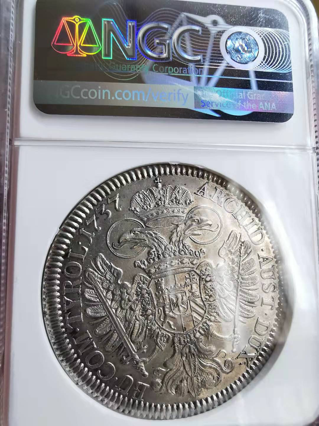 凡希社世界钱币微拍第一百七十期 荐！1737神罗总庭卡尔六世泰勒大银NGC-MS61灰彩！